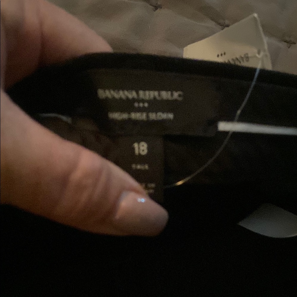 Banana Republic Black High-Rise Sloan . Brand new never worn tag on